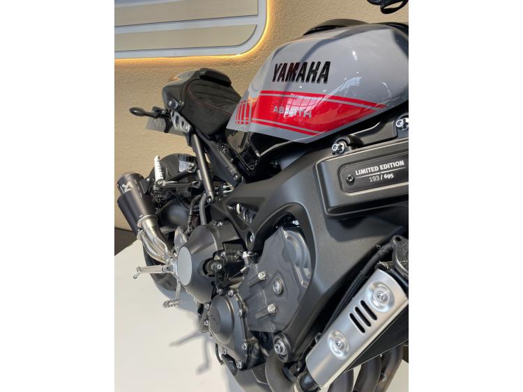 YAMAHA XSR 900 ABARTH