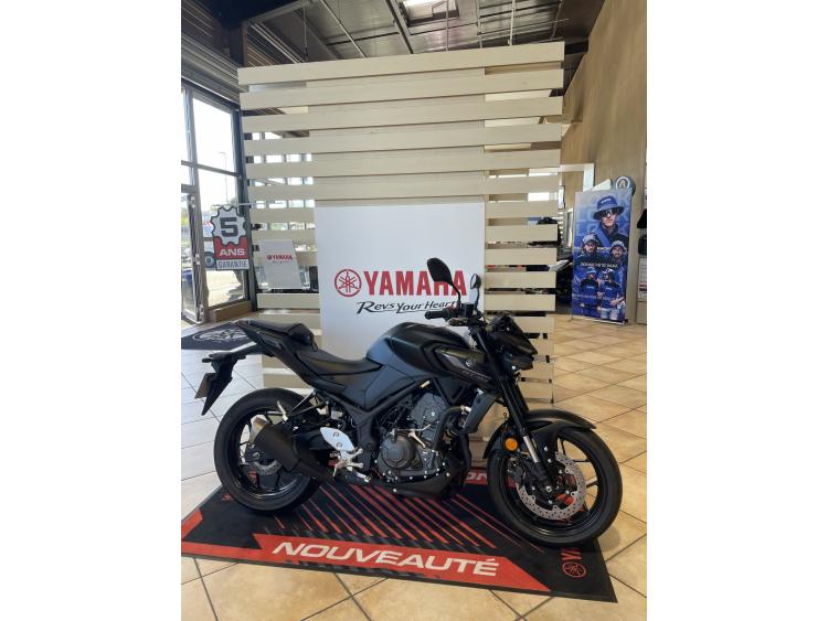 YAMAHA MT-03
