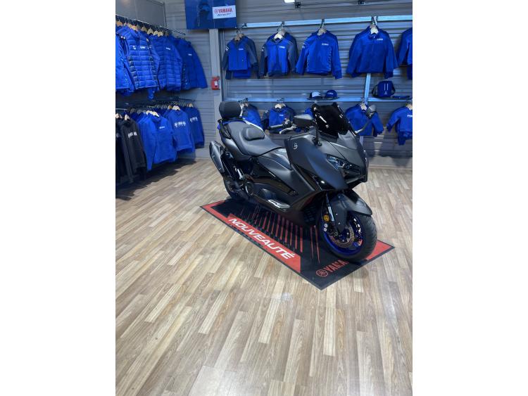 YAMAHA XP T-MAX 560
